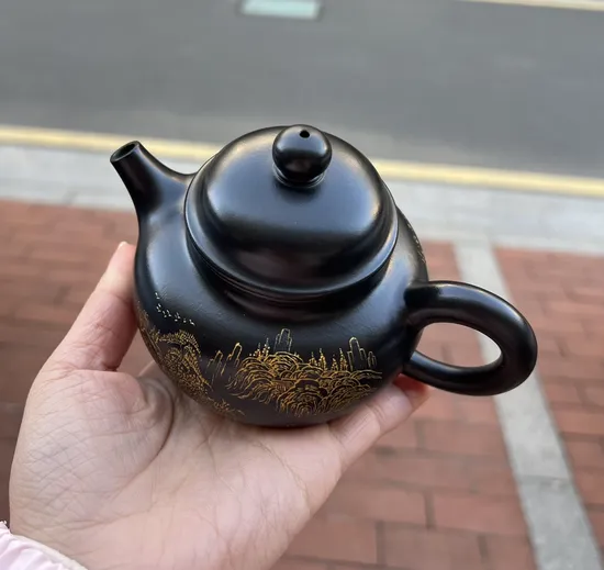 Premium Yixing Zisha Teapot - Handcrafted Artisan Ceramic Teapots 7