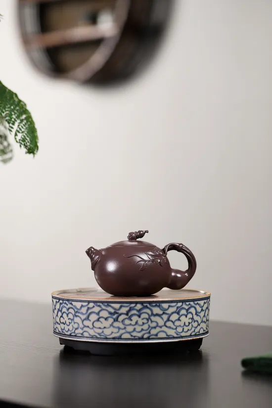 Zisha Teapots: Yang Junbao | Da Shui Tan old Tianqing clay 1