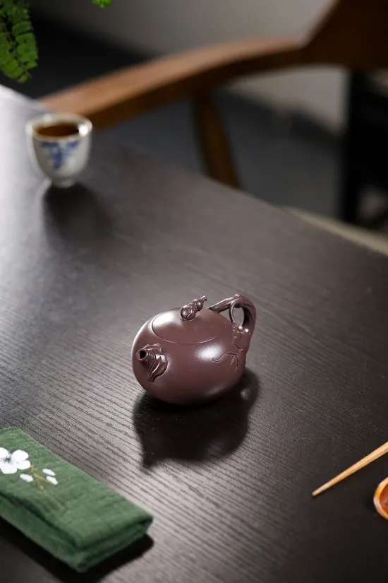 Zisha Teapots: Yang Junbao | Da Shui Tan old Tianqing clay 7