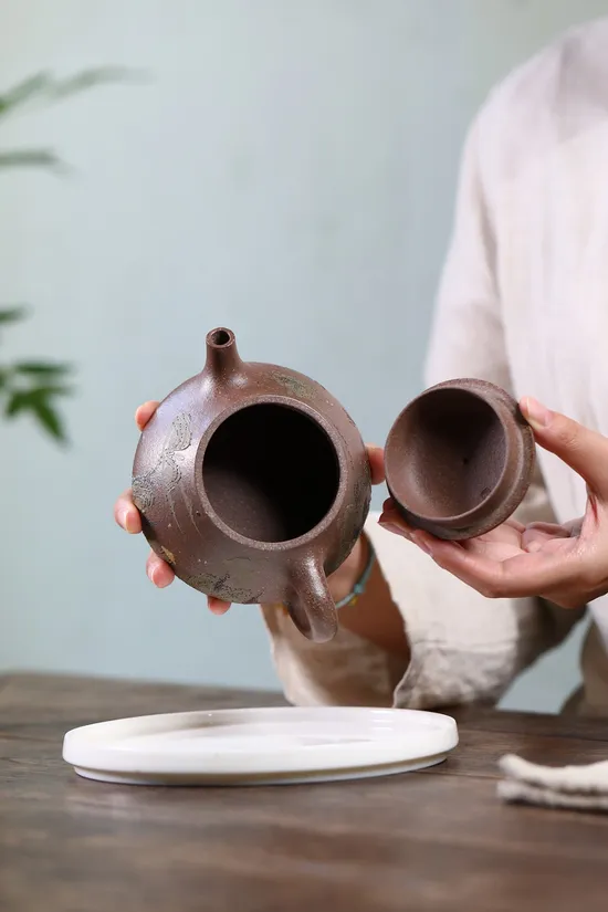 Zisha Teapots: Landscape Stone Spout | Jiang Yaping 4