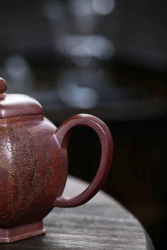 Premium Yixing Zisha Clay Teapot | Artisan Jiang Yaping's Hexagonal Masterpiece 1