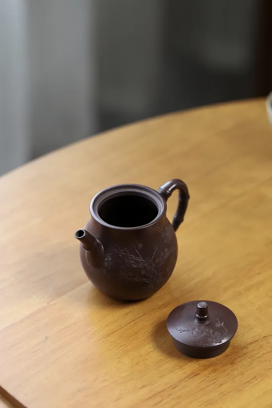 Premium Yixing Zisha Teapot - 170cc, Artisan Crafted $1050 8