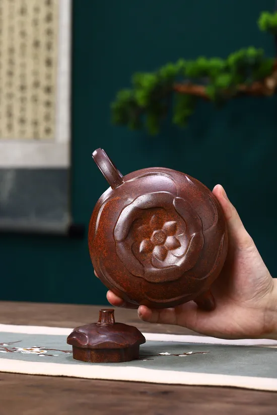 Luxury Yixing Teapot – Rare Dragon Bone Clay Collectible Art 4