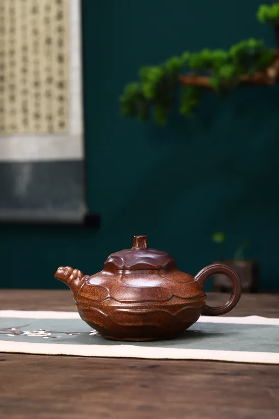 Luxury Yixing Teapot – Rare Dragon Bone Clay Collectible Art 6