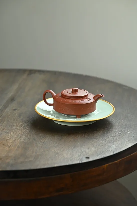 Zisha Teapots: CNY 2400 | Hongjiangpo clay | 230cc capacity 4