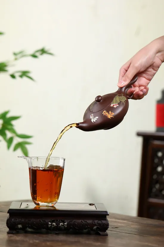 Handcrafted Yixing Clay Teapot – Golden Harvest Artisan Teapot 4