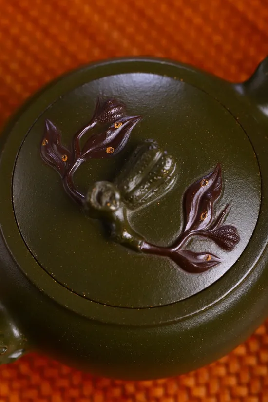 Premium Yixing Zisha Teapot | Vintage Clay Handcrafted Collectible 3