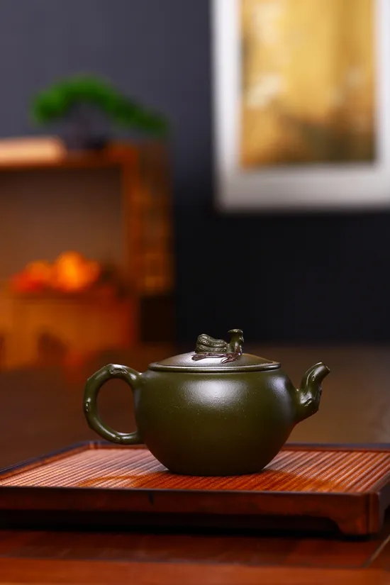 Premium Yixing Zisha Teapot | Vintage Clay Handcrafted Collectible 5