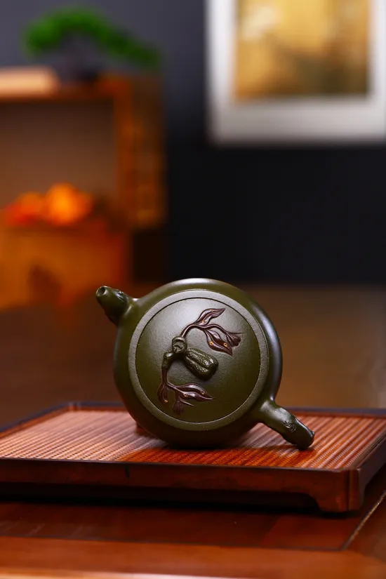Premium Yixing Zisha Teapot | Vintage Clay Handcrafted Collectible 8