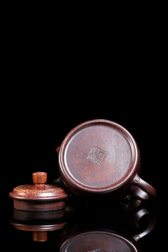 Zisha Teapots: Master Chen Yue'e | premium golden sand 9