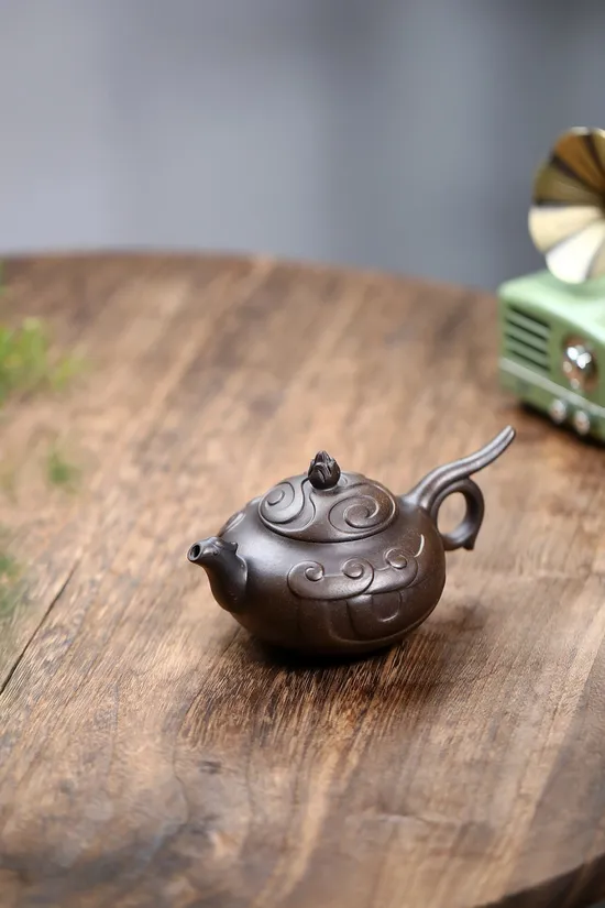 Zisha Teapots: Phoenix Dancing in the Sky | Jiang Yaping 5