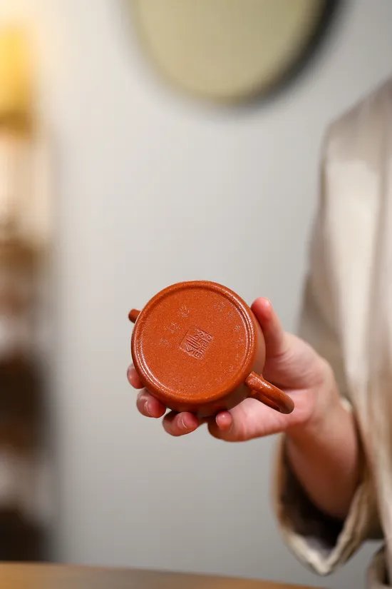 Zisha Teapots: Jiujiu Hongjiangpo clay | Master Yang Peng 5