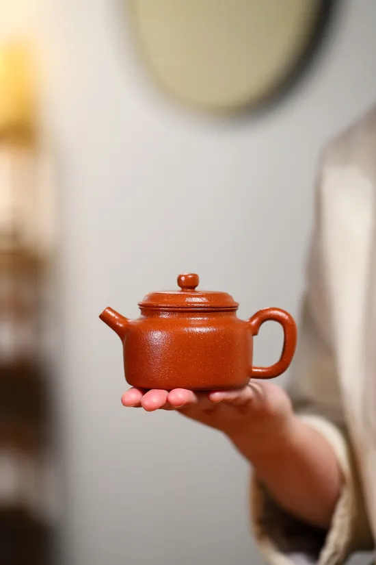 Zisha Teapots: Jiujiu Hongjiangpo clay | Master Yang Peng 6