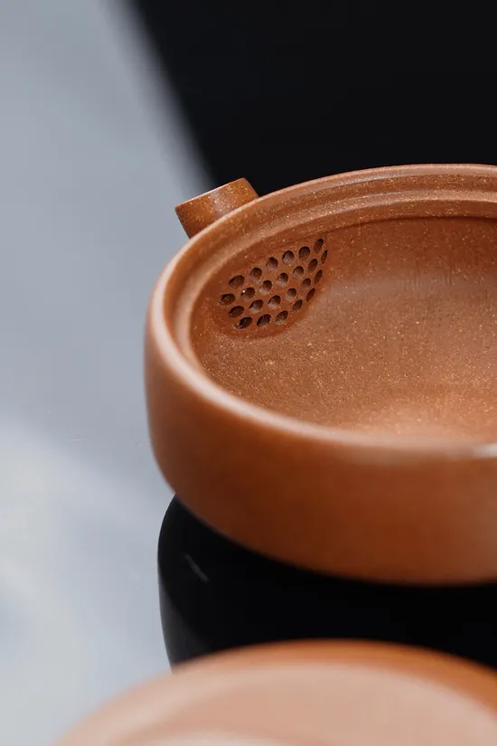 Yixing Zisha Teapot | Handcrafted Clay Pottery | Buy Now 1