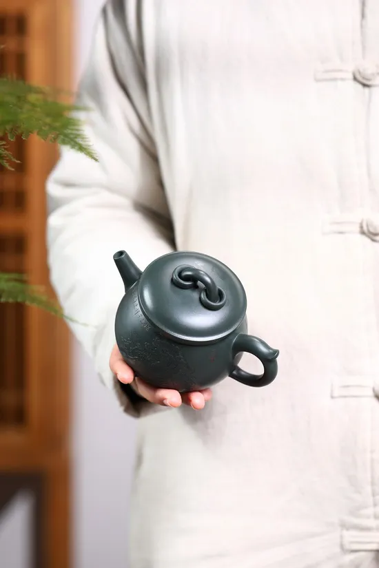 Zisha Teapots: Da Bin Circle Knob | Xu Aiping 4