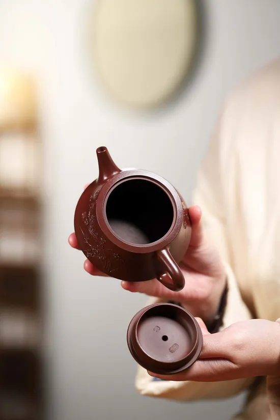 Yixing Zisha Teapot | Handcrafted Purple Clay Teapot | Artisan Ceramics 2