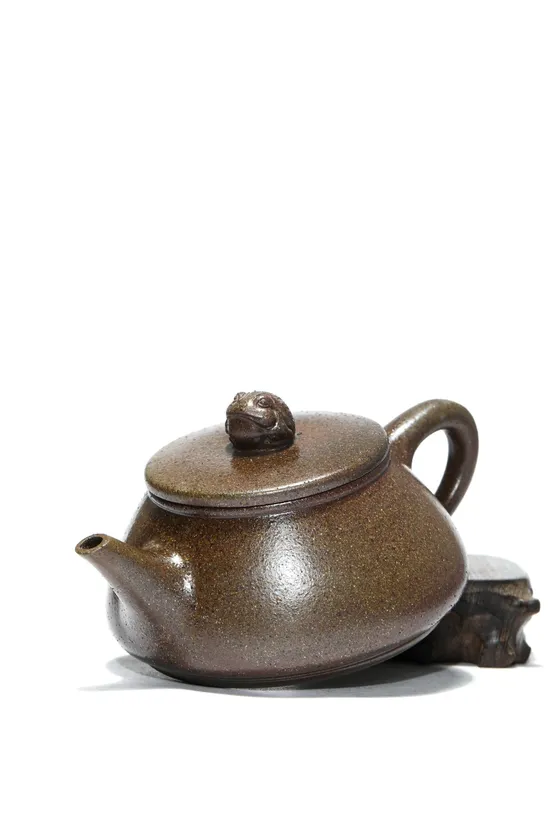 Premium Yixing Clay Teapot | Ancient Craftsmanship & Best Value 5
