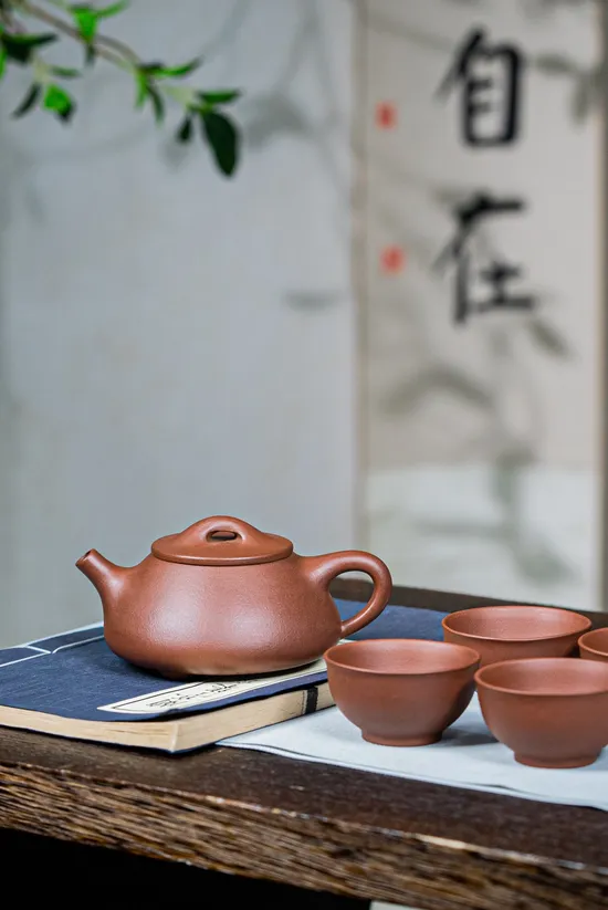 Premium Yixing Zisha Teapot | Handcrafted Artisan Clay Teapots 1