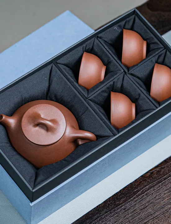 Premium Yixing Zisha Teapot | Handcrafted Artisan Clay Teapots 7