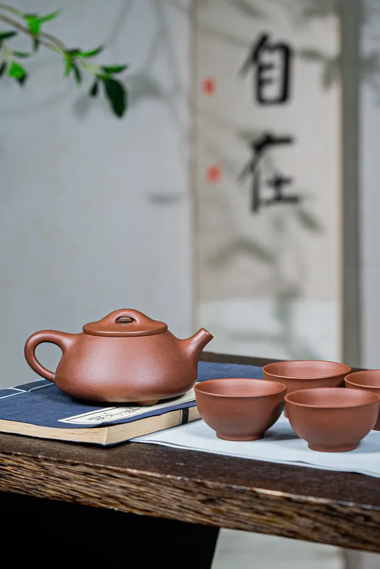 Premium Yixing Zisha Teapot | Handcrafted Artisan Clay Teapots 9
