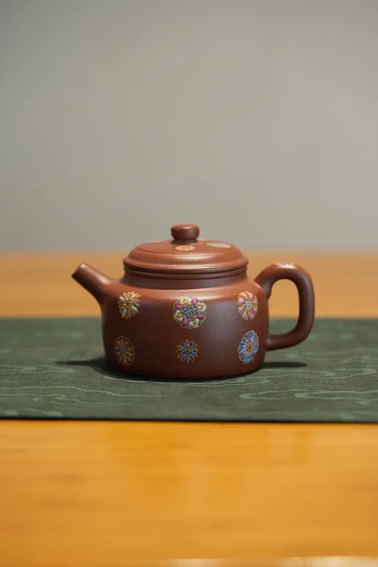 Yixing Zisha Teapot | Handcrafted Cloisonné Artistry 5