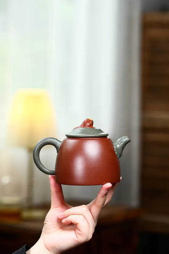 Zisha Teapots: 3300 CNY | Jinyu Mantang 8