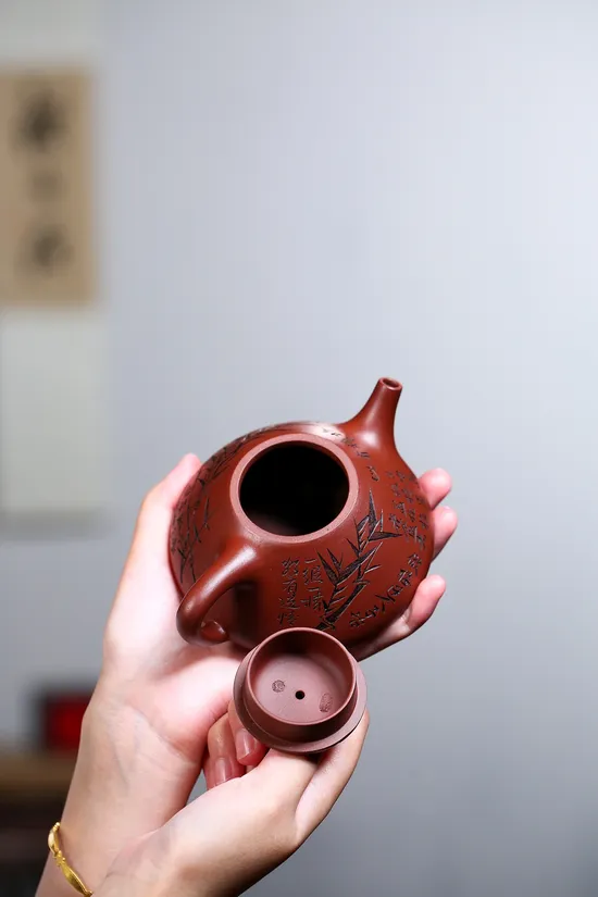 Zisha Teapots: Qu Zhiye Stone-Drip | Yang Junbao 4
