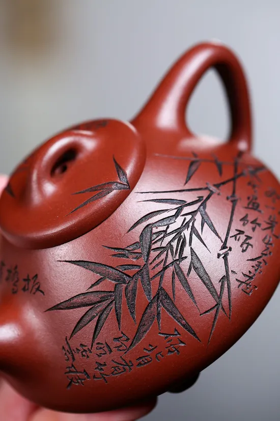 Zisha Teapots: Qu Zhiye Stone-Drip | Yang Junbao 6