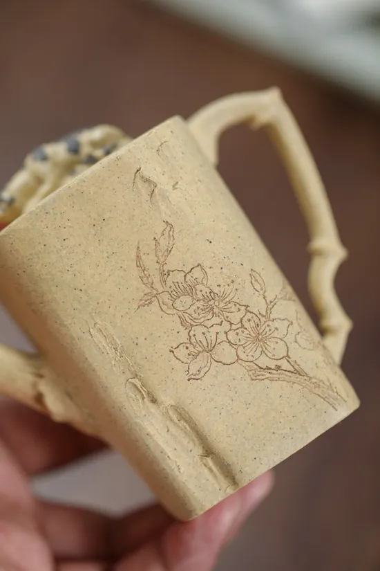 Yixing Teapot | Handcrafted Bamboo Clay Pot with Cat Sculpture 8