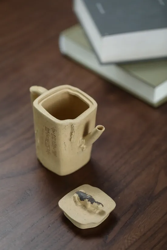 Yixing Teapot | Handcrafted Bamboo Clay Pot with Cat Sculpture 9