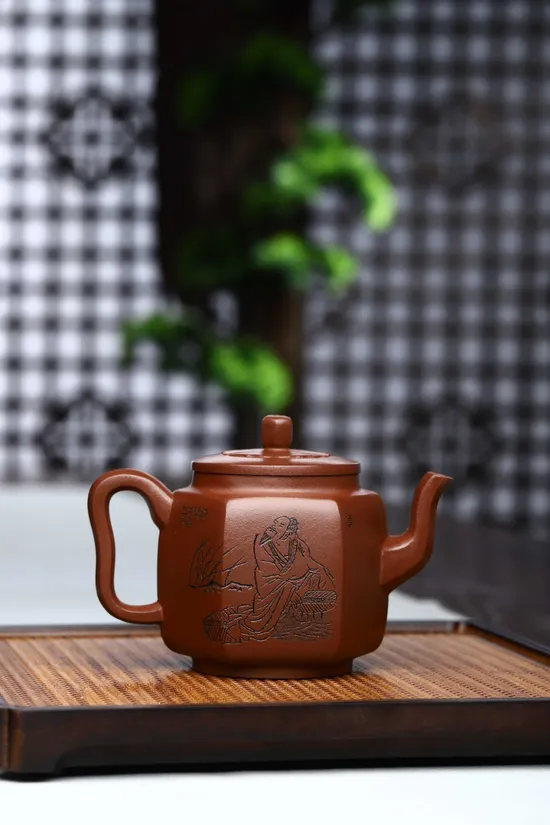 Premium Yixing Zisha Teapot – Six-Sided Palace Lantern Design 3