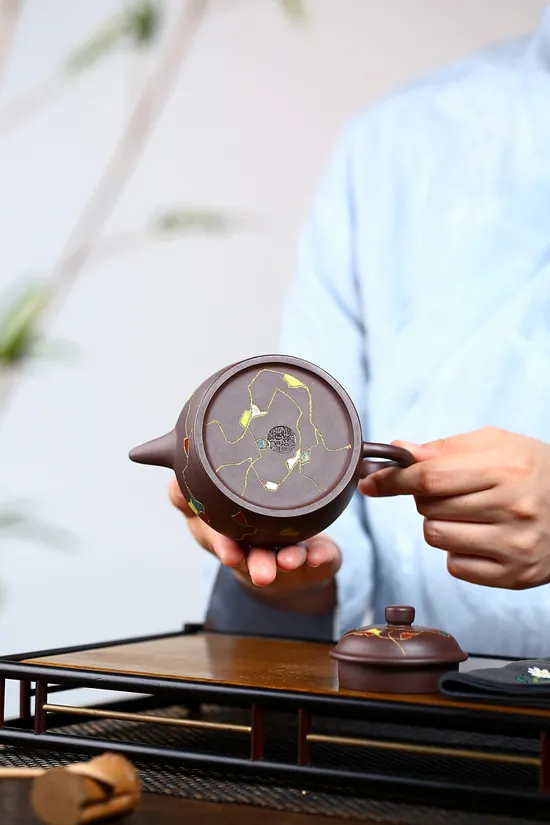Zisha Teapots: aged purple clay | diamond-shaped nine-hole spout 3