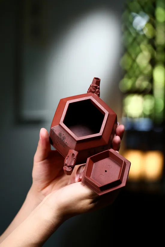 Zisha Teapots: Six-Sided Dragon Veneration | Gao Jianzhong 4