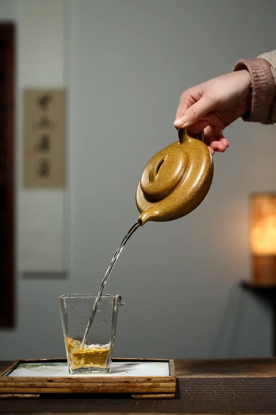 Zisha Teapots: 1 | 800 CNY | 280cc | Xu Liuming 3