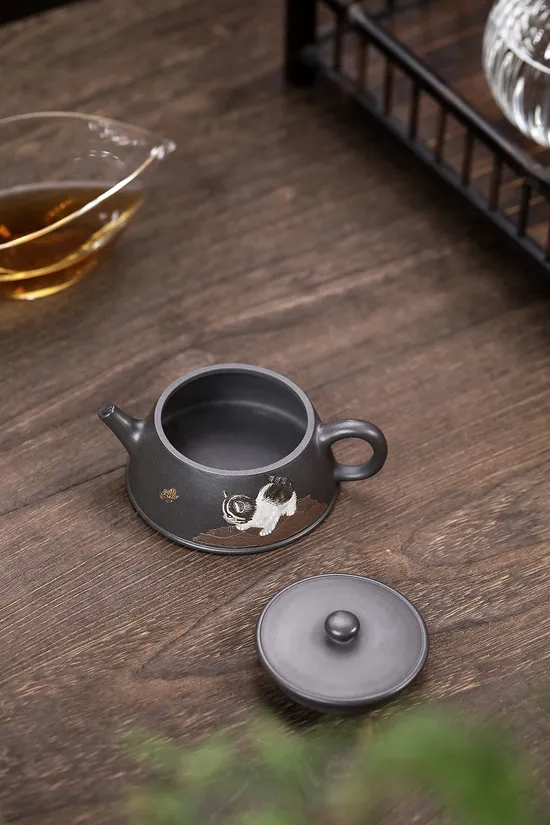 Handmade Yixing Clay Teapot: Premium Purple Sand Artisan Craft 1