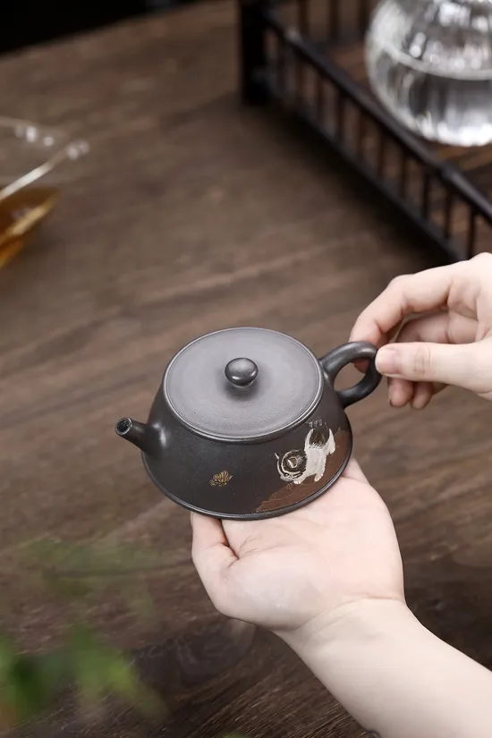 Handmade Yixing Clay Teapot: Premium Purple Sand Artisan Craft 2