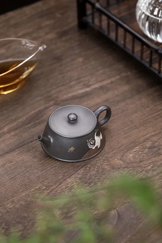 Handmade Yixing Clay Teapot: Premium Purple Sand Artisan Craft 4