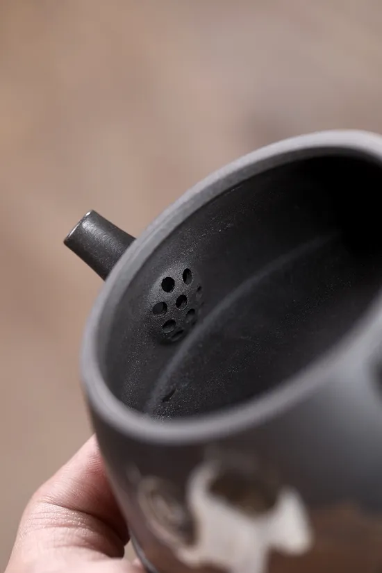 Handmade Yixing Clay Teapot: Premium Purple Sand Artisan Craft 6