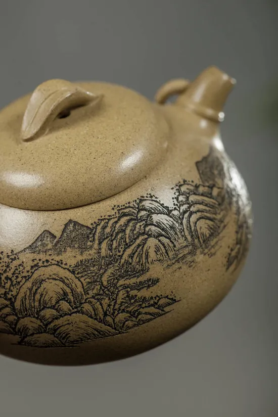 Yixing Zisha Teapot: Handcrafted Bamboo Drum Design, 200cc 9