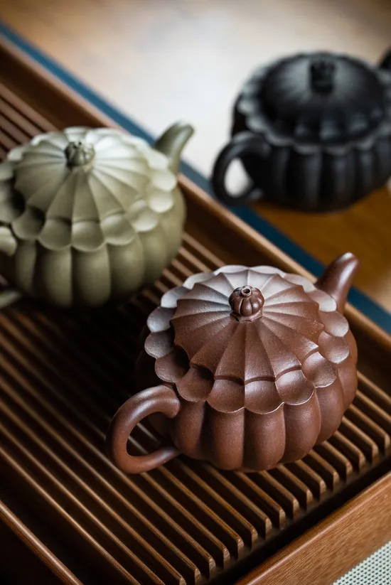 Premium Yixing Clay Teapot | Artisan Chen Weiming | 90cc Zen Design 2