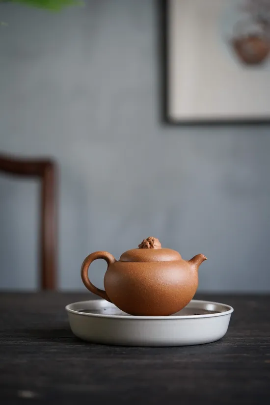 Yixing Clay Teapot | Handcrafted Zisha Pottery | Artisan Ceramics 3