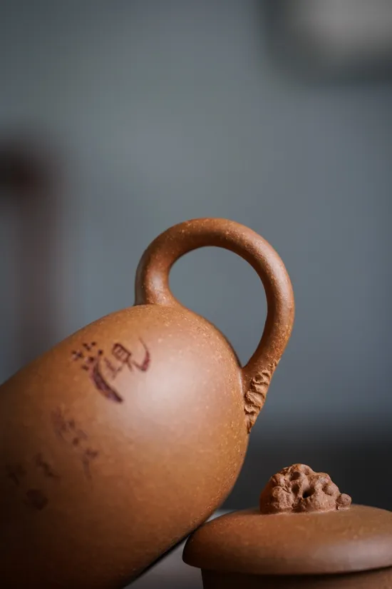 Yixing Clay Teapot | Handcrafted Zisha Pottery | Artisan Ceramics 7