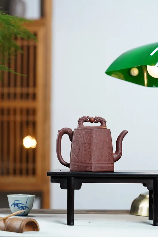 Premium Yixing Clay Teapot with Dragon Design | Handcrafted by Jiang Yaping 6