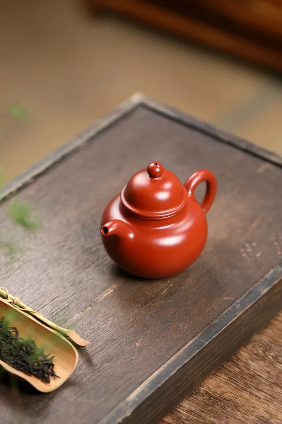Premium Yixing Zisha Clay Teapot – Handcrafted Artisan Masterpiece 5