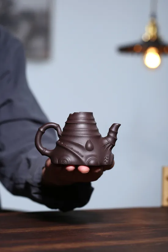 Yixing Clay Teapot | Handcrafted Bamboo Design | Zisha Art 2