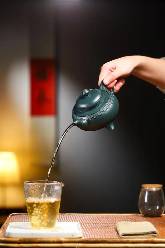 Zisha Teapots: 2700 CNY | original green clay 3
