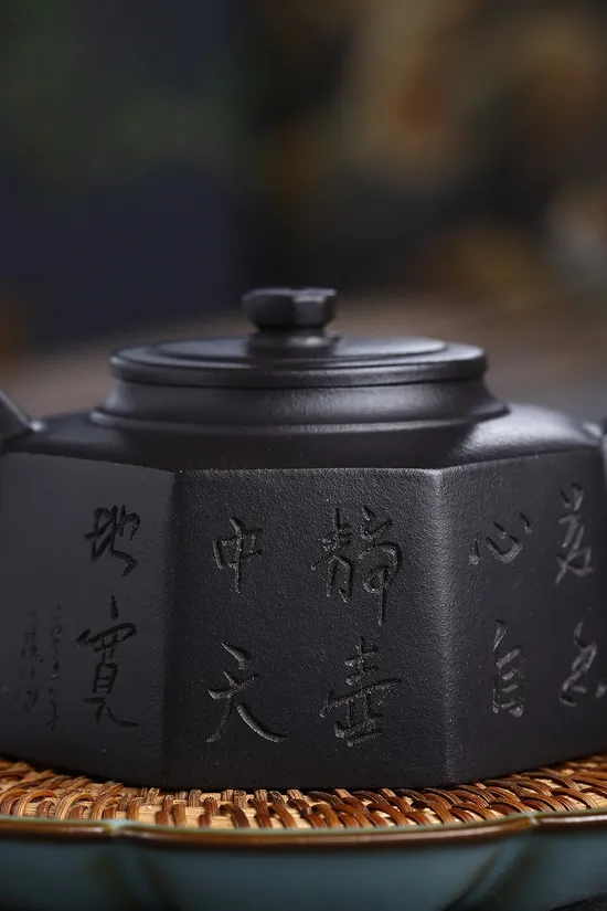 Collectible Yixing Zisha Teapot – Rare Shihuang Clay Artistry 3