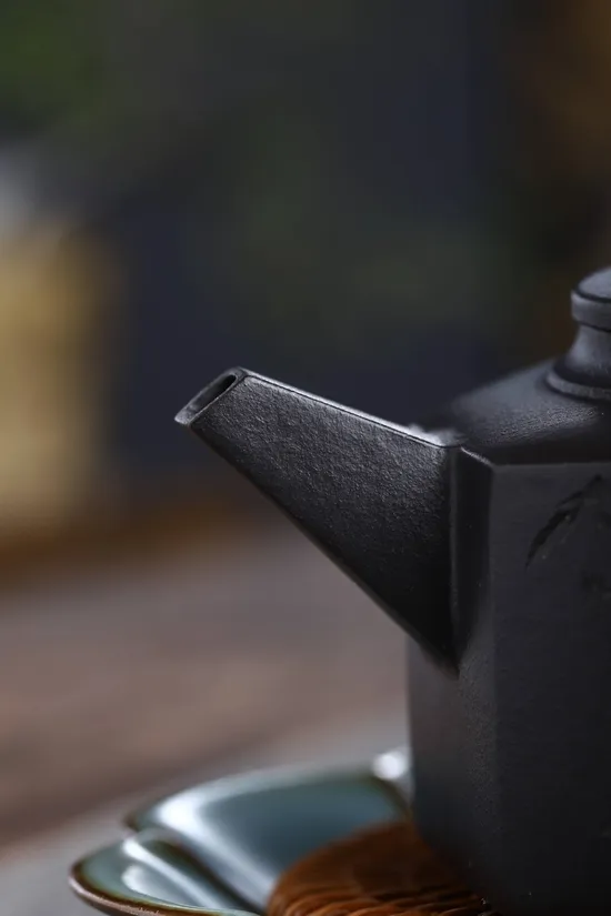 Collectible Yixing Zisha Teapot – Rare Shihuang Clay Artistry 6
