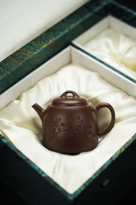 Zisha Teapots: premium aged purple clay | Yan Nianzhenquan 6