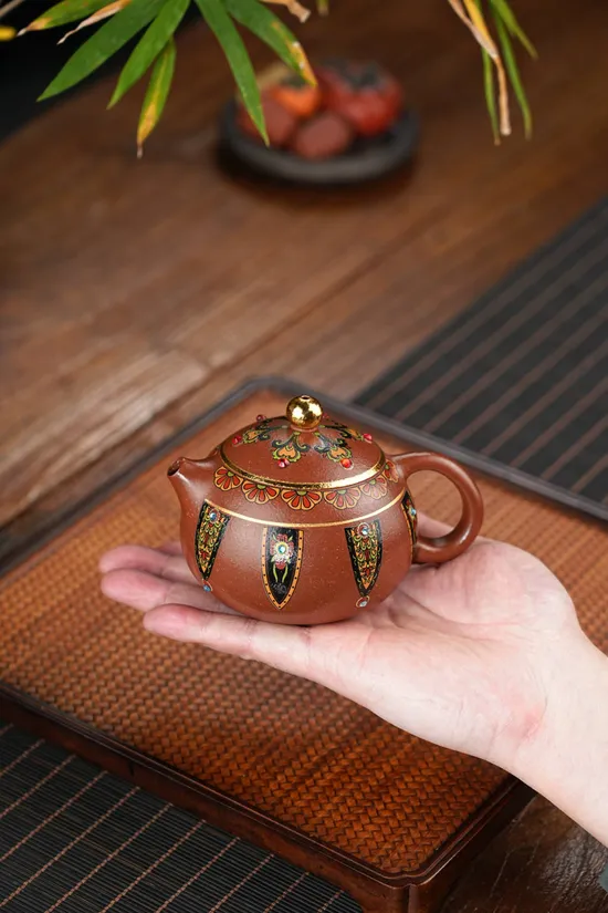 Zisha Teapots: Fan Jianxin | Golden Jiangpo clay | CNY 1800 3
